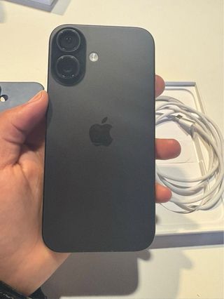 iPhone 16 Space Gray