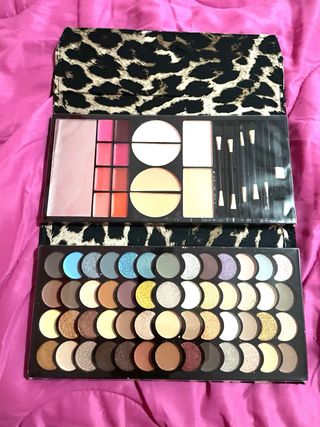 Neceser estampado leopardo Magic Studio a estrenar