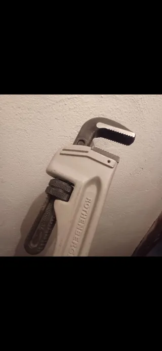 Llave de Aluminio 900mm 36 Heavy Duty