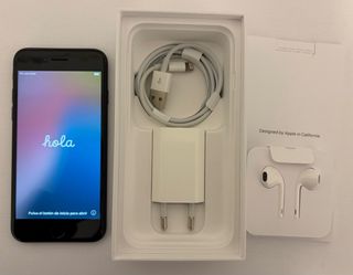 iPhone SE (2020) Nero/Argento