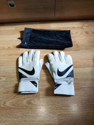 Guantes de portero Nike con bolsa