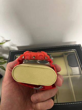 Reloj Casio G-Shock Rojo y Negro