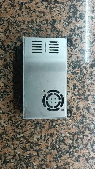 Fuente de Alimentación MW SP-320-5