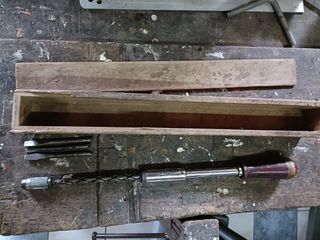 Destornillador antiguo de carraca