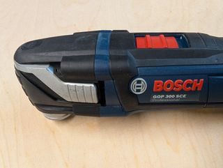 Bosch GOP 300 SCE Professional Multifunción