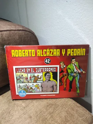 6 Cómics de “Roberto Alcázar y Pedrín”