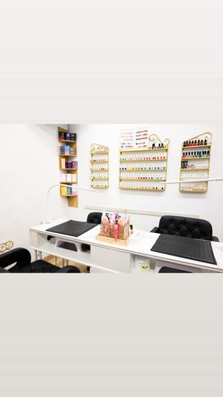 TRASPASO  CENTRO DE ESTÉTICA / MANICURA