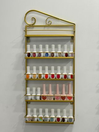 TRASPASO  CENTRO DE ESTÉTICA / MANICURA