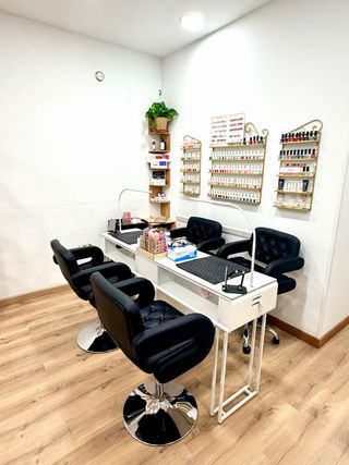 TRASPASO CENTRO DE ESTÉTICA / MANICURA