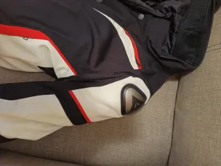 Chaqueta Moto Dainese Negra y Blanca