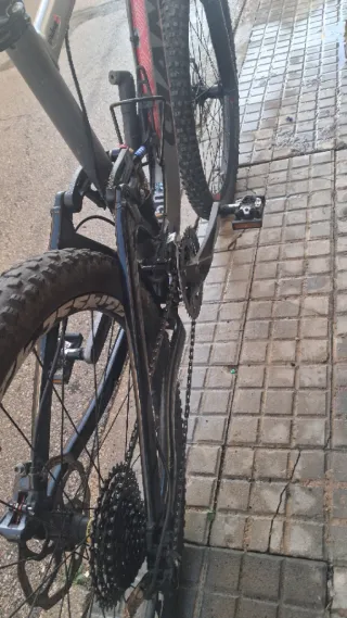 Bicicleta Giant Montaña