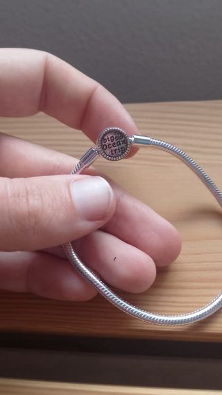 Pulsera Plata con Charm Azul Marino