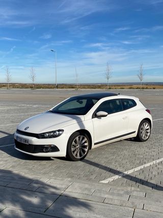 Volkswagen Scirocco 2.0 tdi