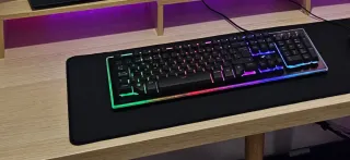 Teclado Mecánico RGB Negro