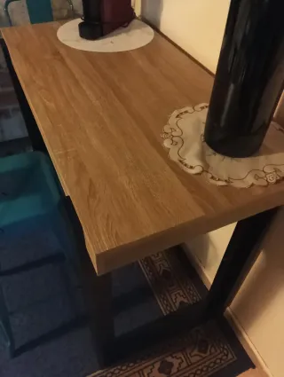 Mesa alta y 2 taburetes bar