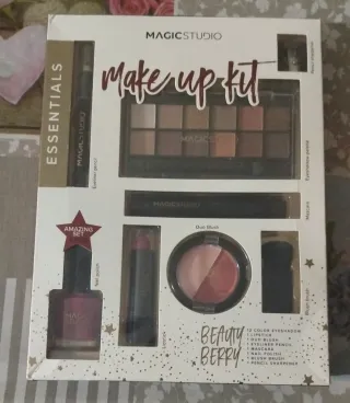 Estuche Maquillaje Magic Studio