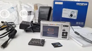 Cámara Olympus FE-20 Plata