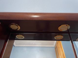 Mueble baño madera con luces integradas