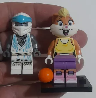 Lote 4 figuras Lego + motor eléctrico