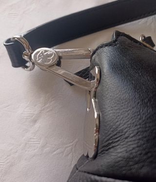 Bolso bandolera Tous negro piel