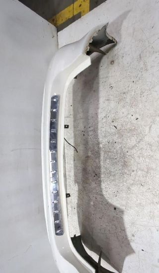 Mercedes-benz 24688035409999 paragolpes clase