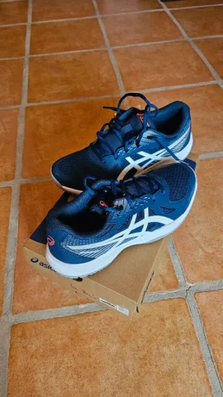 Zapatillas Asics Upcourt 6 Talla 40 Nuevas