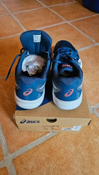 Zapatillas Asics Upcourt 6 Talla 40 Nuevas