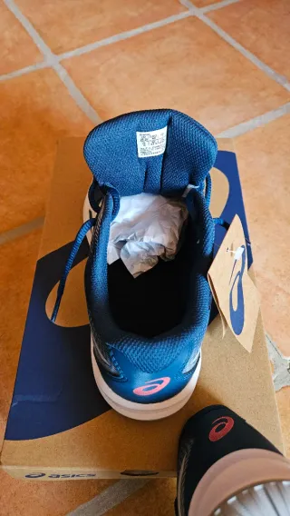 Zapatillas Asics Upcourt 6 Talla 40 Nuevas