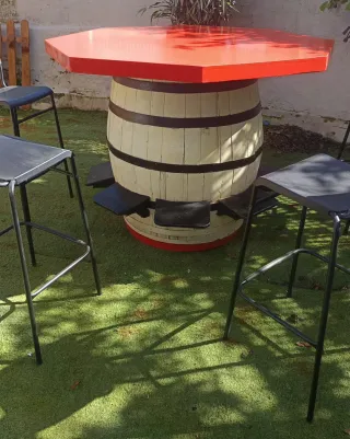 MESA BARRIL OCTOGONAL + 5 TABURETES STIG IKEA 63cm