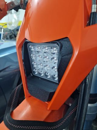 Faro LED KTM Enduro Plug&Play – Angulo correcto