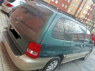 KIA Carnival 2005