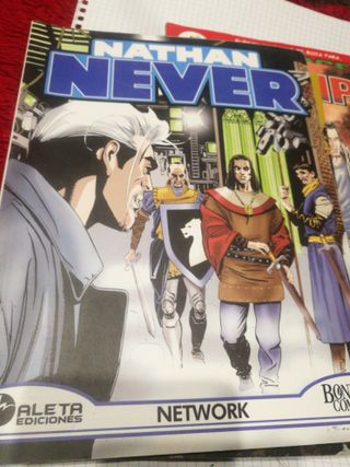 8 COMICS NUEVOS SIN ESTRENAR