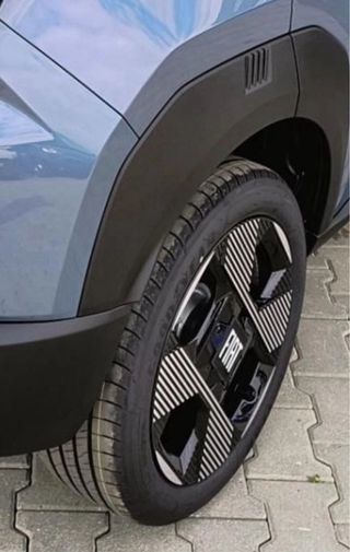 Llantas FIAT 17” con neumáticos Goodyear