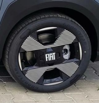 Llantas FIAT 17” con neumáticos Goodyear
