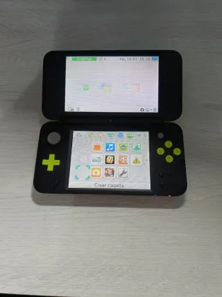 Nintendo 2DS XL Verde