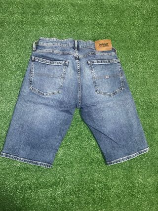Jeans corti Tommy Hilfiger taglia S