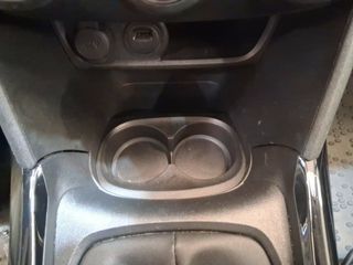 Peugeot 2008 Active BlueHDI 100 S&S BVM6