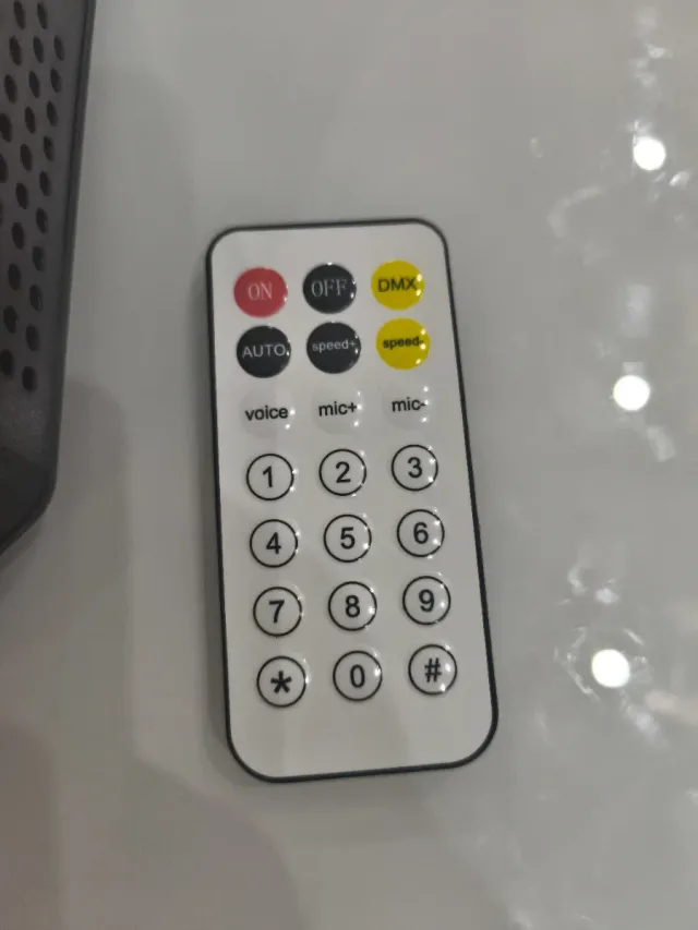 Luce LED Effetto Magic Ball Strobe UV 4in1