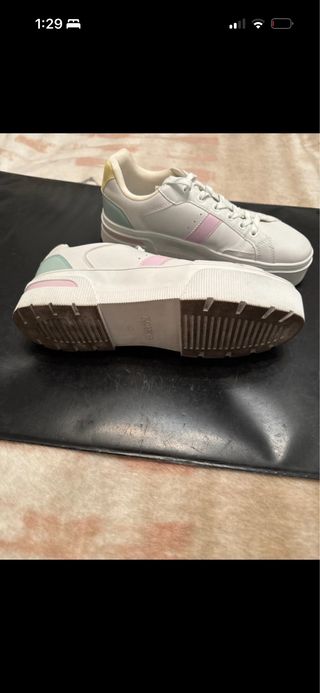 Zapatillas blancas y rosas talla 39