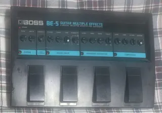 Boss BE-5.Pedalera multiefectos guitarra