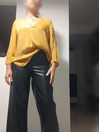 Blusa Stradivarius Amarilla Mostaza Talla M