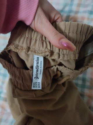 Pantalones Stradivarius beige