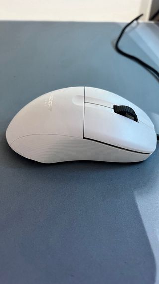 Ratón Roccat Kone PRO