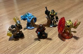 Figuras Skylanders y Portal