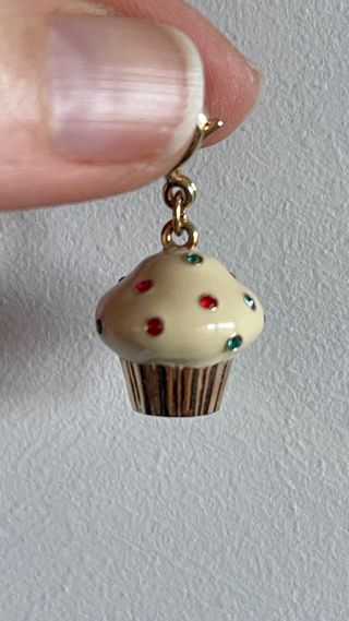 Charm Cupcake Dorado de Swarovski