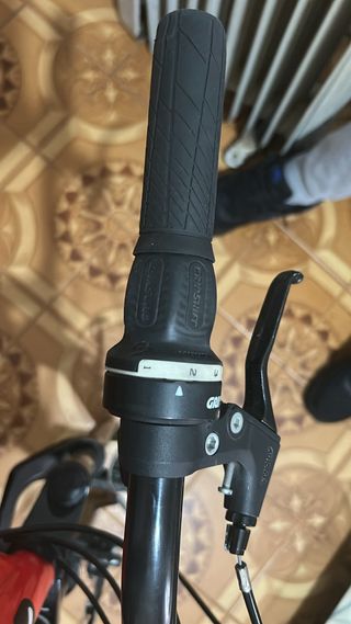 Bicicleta Rockrider ST 100 Roja