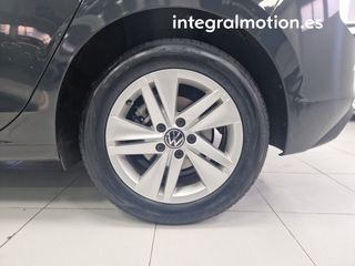 Volkswagen Golf Life 1.0 eTSI 81kW (110CV) DSG