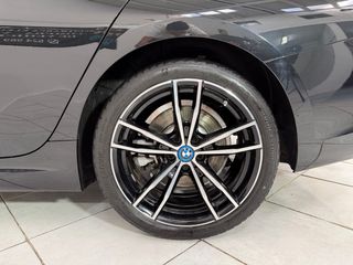 BMW Serie 330e 292cv 2022 M SPORT