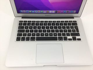 portatil apple apple macbook air core i5 1.8 13 (2017) (a1466)