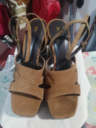 Sandalias Zara Piel Plataforma Talla 41